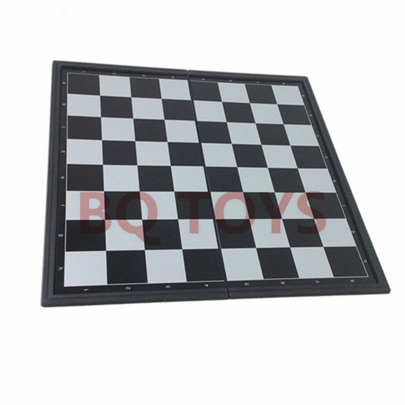 travel chess board