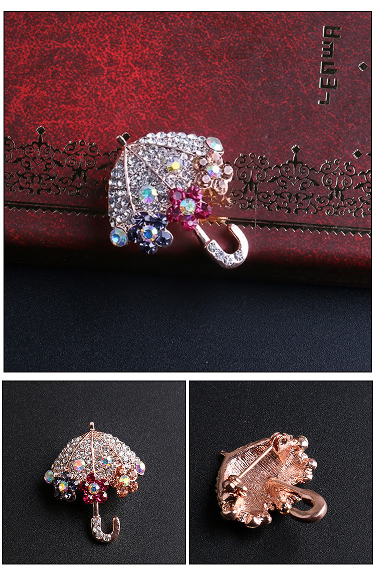 Fashion accessory in a gift box