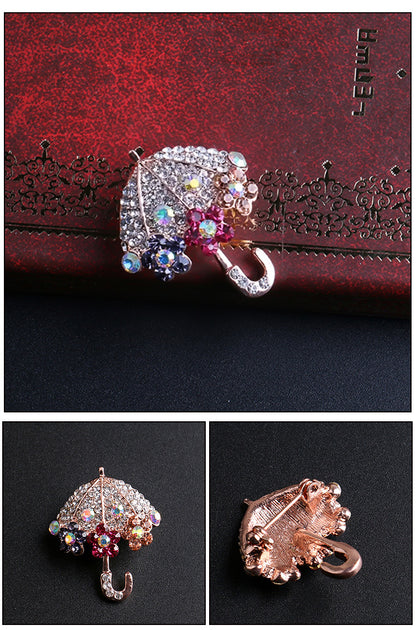 Fashion accessory in a gift box