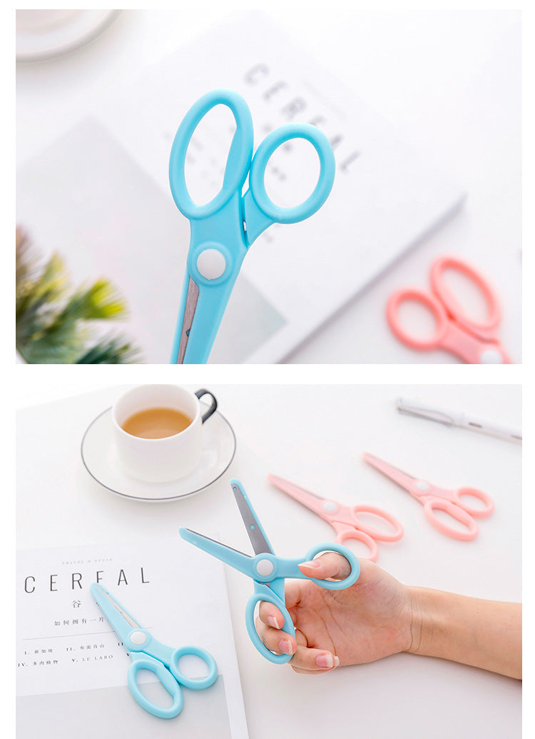 ergonomic kids scissors in pink image