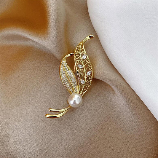 Elegant Leaf Brooch with Pearl and Rhinestones - Image 1