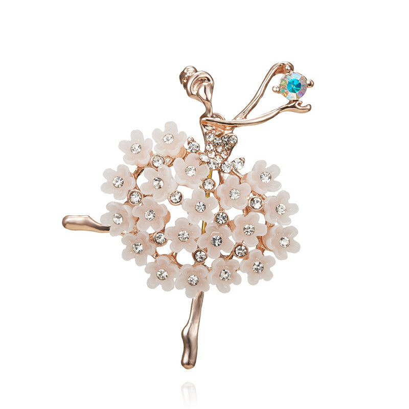 Elegant brooch accessory image 3