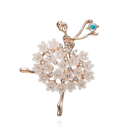 Elegant brooch accessory image 3