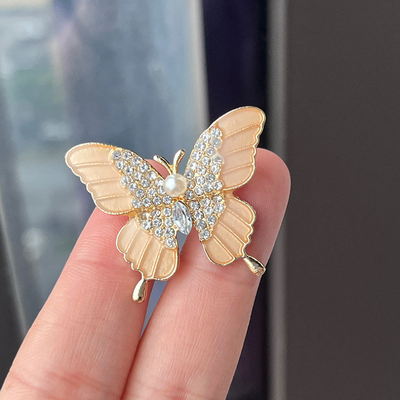 Luxurious Pearl Butterfly Brooch Image 1