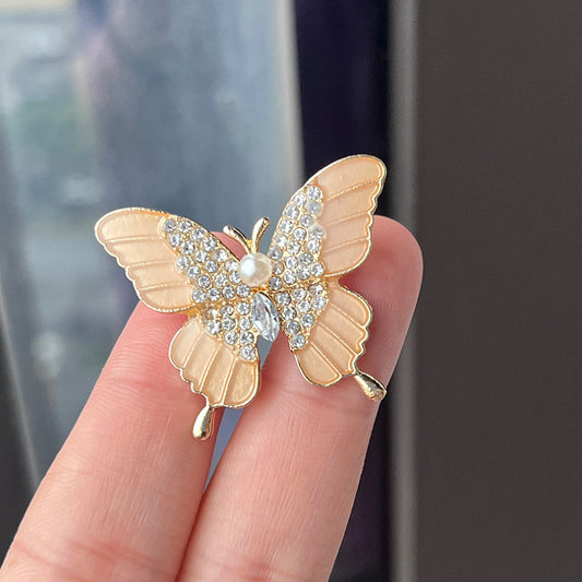 Luxurious Pearl Butterfly Brooch Image 1