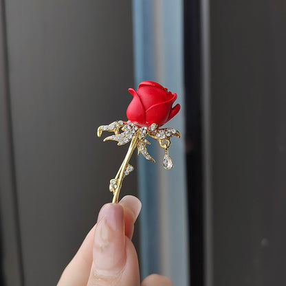 Fashionable Floral Brooch Pin - Image 9