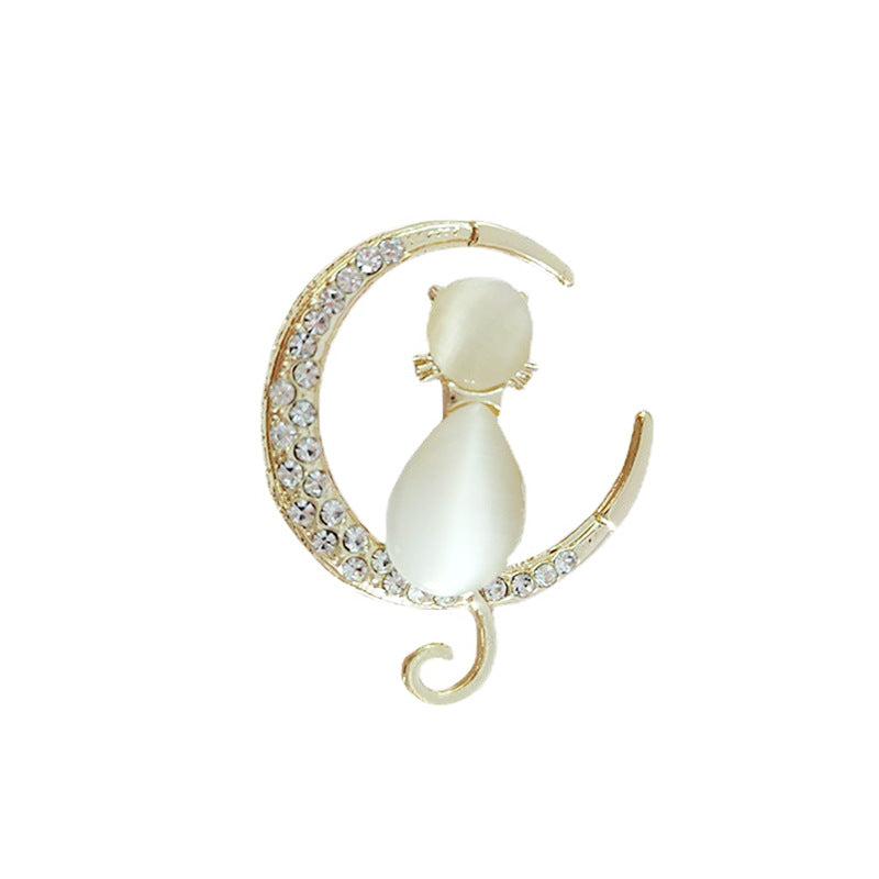 Fashionable Jewelry Cat Brooch Image 4