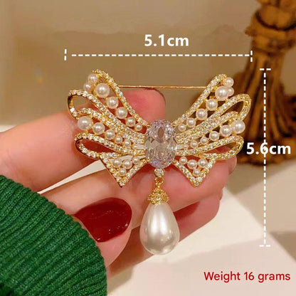 Vintage pearl bow brooch image 1