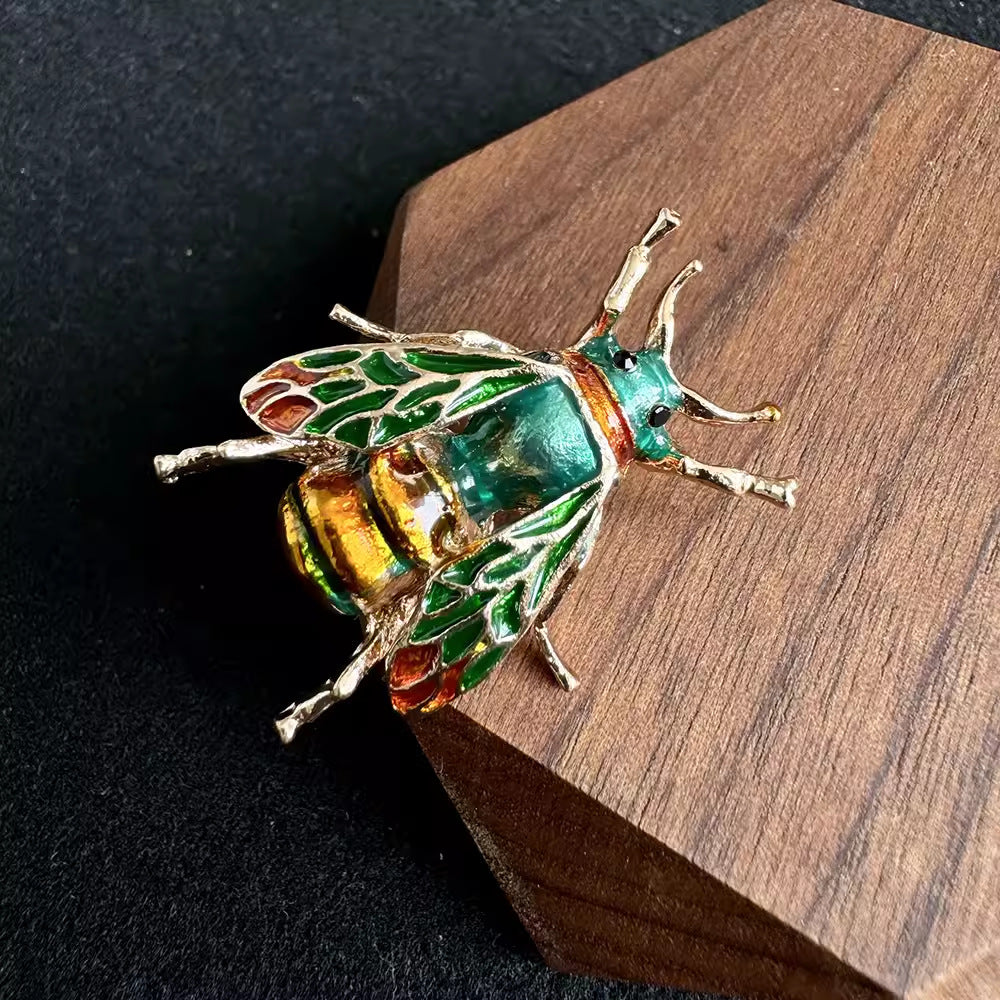 Alloy animal brooch yellow design