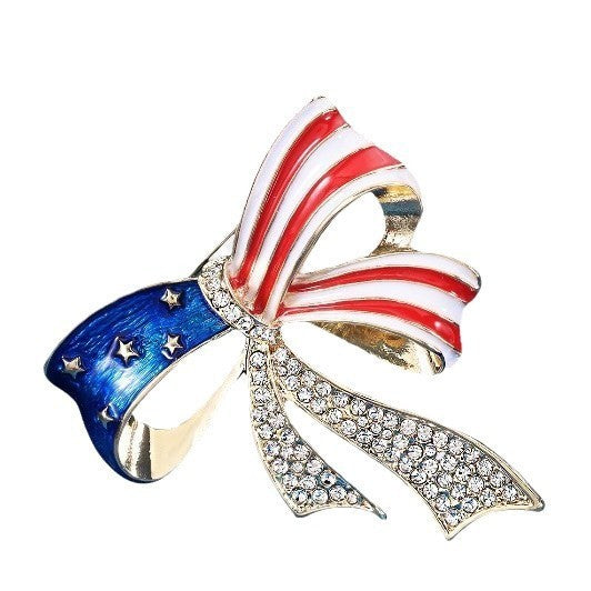 Elegant decorative pin for clothing detail