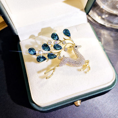 Luxury fashion pin for jackets and coats