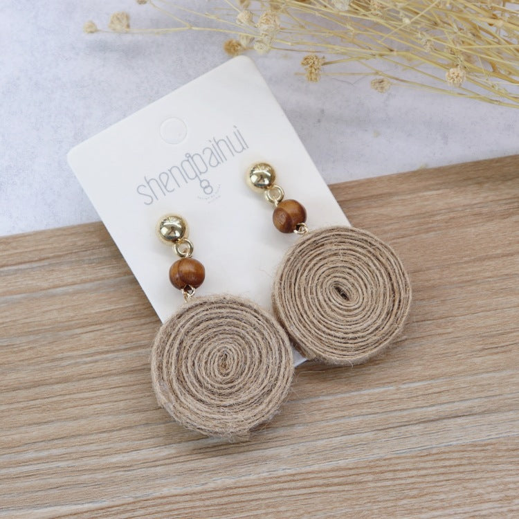 Fashionable Handmade Earrings Image 8