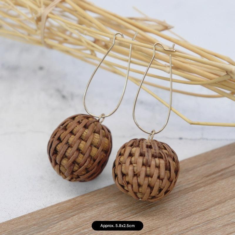 Versatile Beach Earrings Image 7