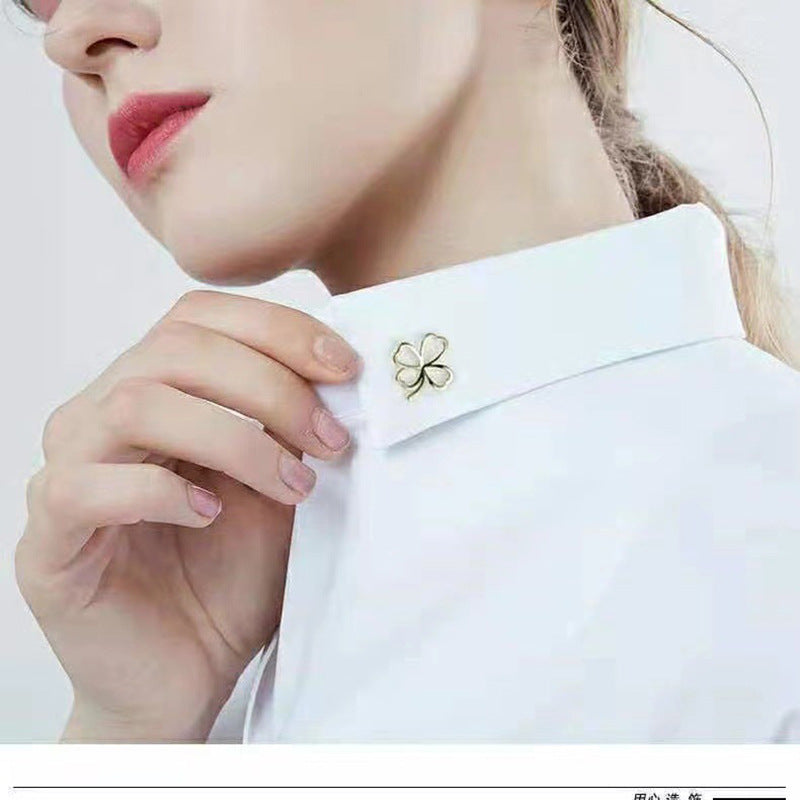 Stylish Cat Eye Brooch for Women 3