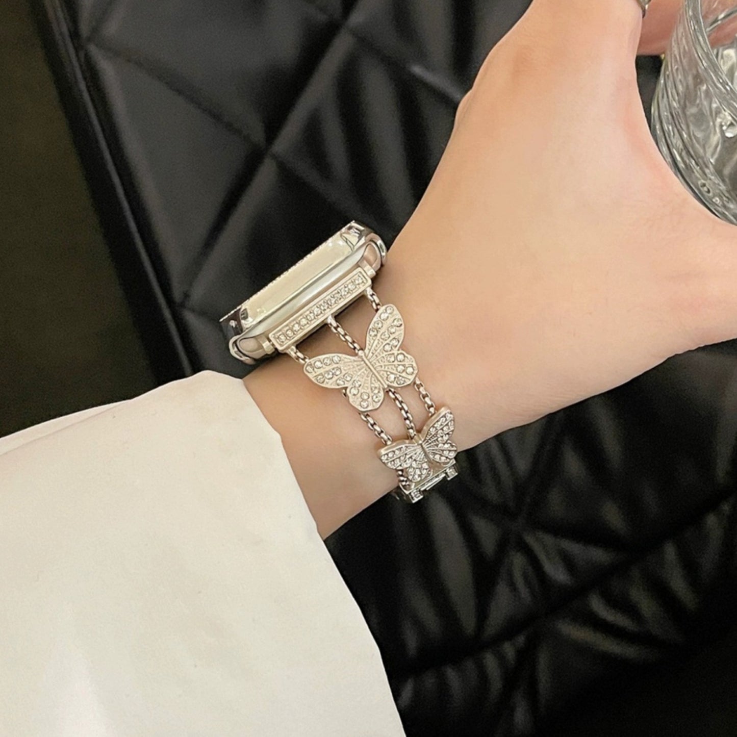 Luxury Butterfly Chain Watch Band for Apple Watch Series 7/8, Stylish Metal Bracelet with Crystals, Compatible with 38mm to 49mm Models