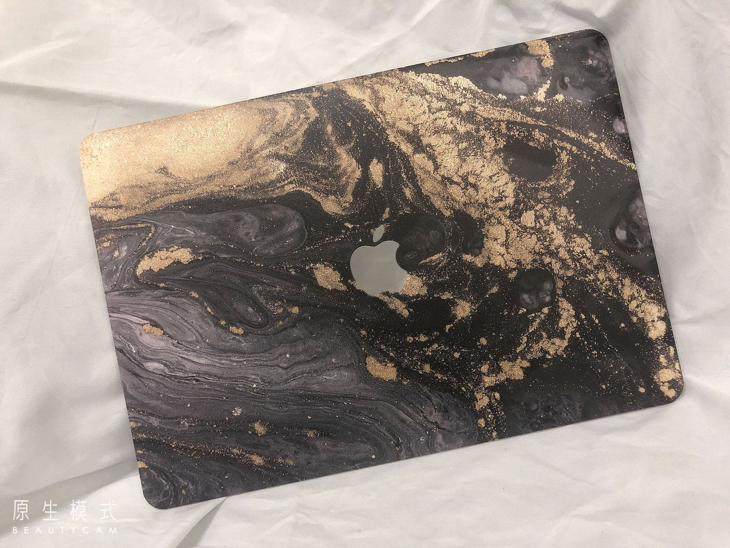 Stylish Marble Hard Shell Case for MacBook Air & Pro - Custom Fit Protective Cover