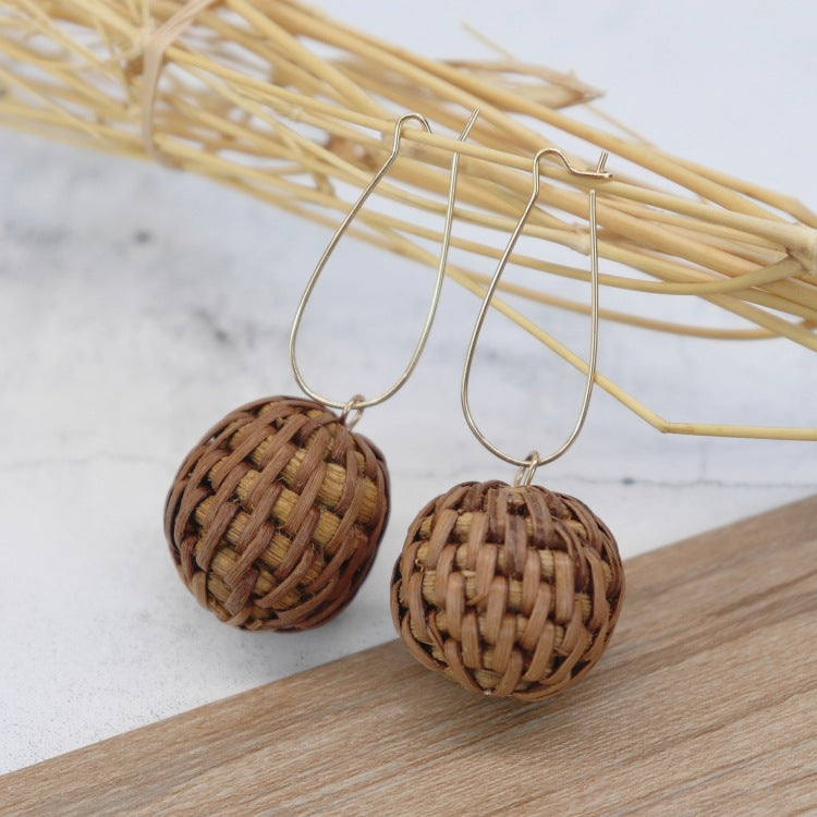 Versatile Beach Earrings Image 7
