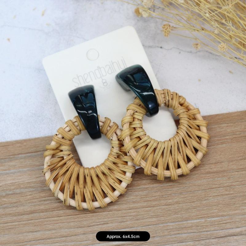 Versatile Beach Earrings Image 7