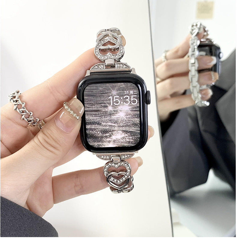 Stylish Heart-Shaped Metal Rhinestone Watch Band for Apple Watch Series 6/7/8/SE – Adjustable & Elegant