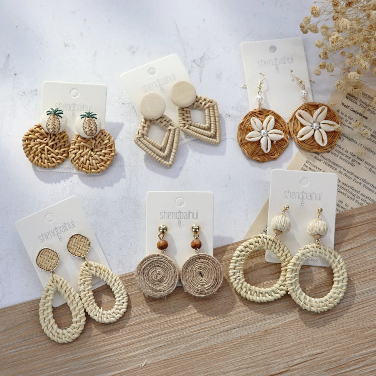 Eco-friendly Rattan Earrings Image 6