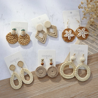 Eco-friendly Rattan Earrings Image 6