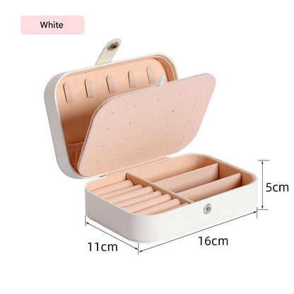 minimalist travel box for accessories